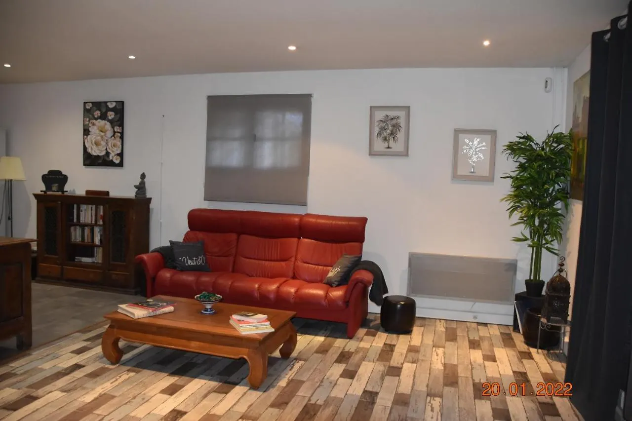 Villa Lumieres Goult 3*,
