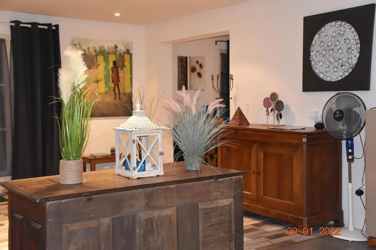 Villa Lumieres Goult Bed & Breakfast
