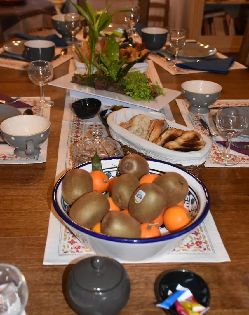 Villa Lumieres Goult Bed & Breakfast